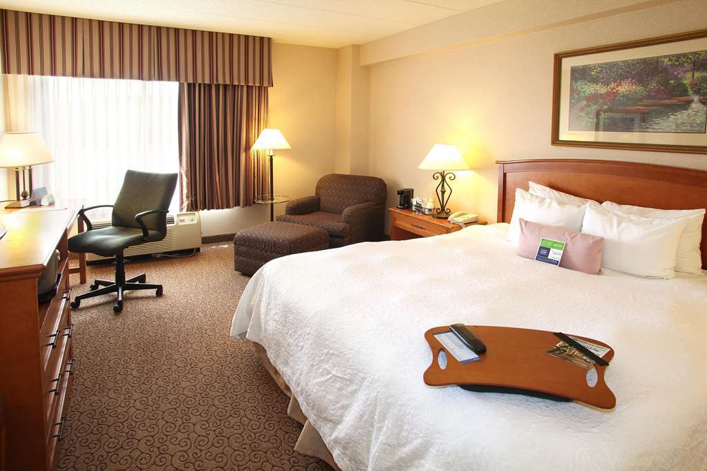 Hampton Inn Council Bluffs Room photo