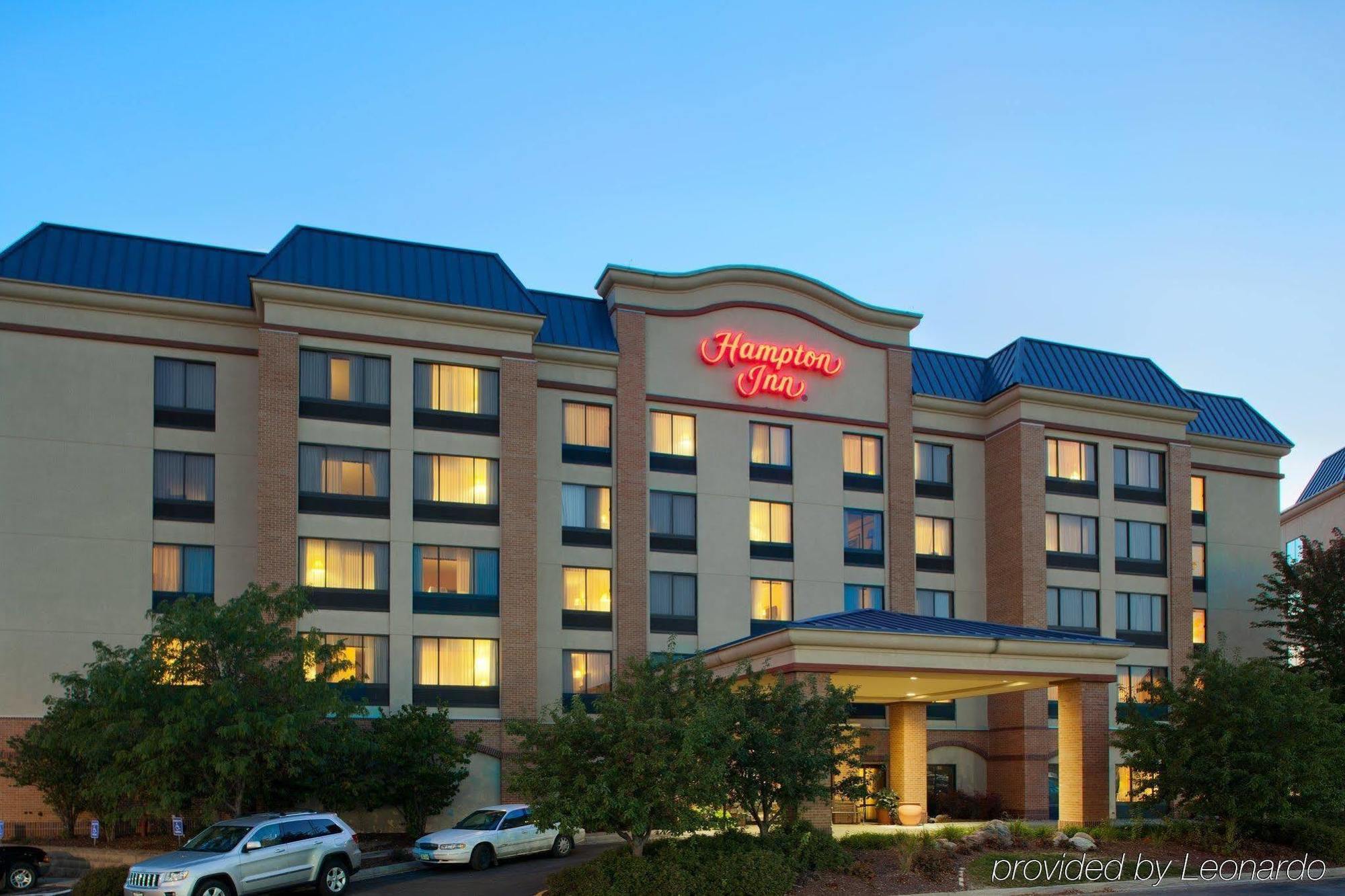 Hampton Inn Council Bluffs Exterior photo